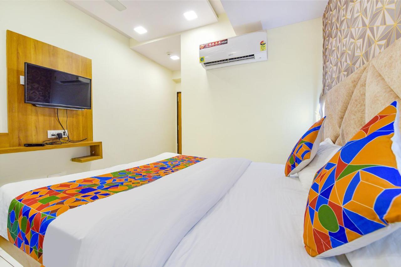 Fabhotel New York Batwa Exterior photo